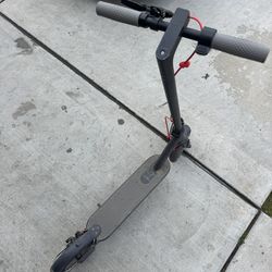Electric scooter