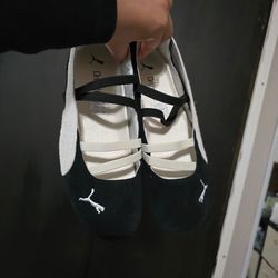Speedcat Pumas ballet flats