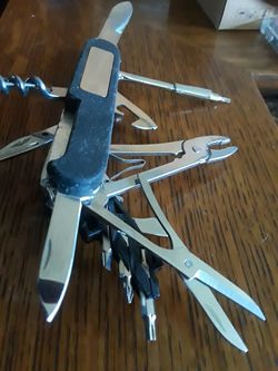 20 item pocket tool
