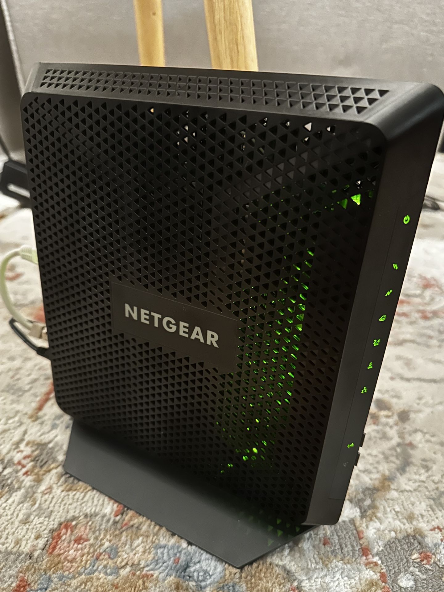 Netgear AC1900 CM1000v2 Modem Router