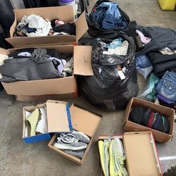 Garage Sale   Women & Men Clothing / Jeans 