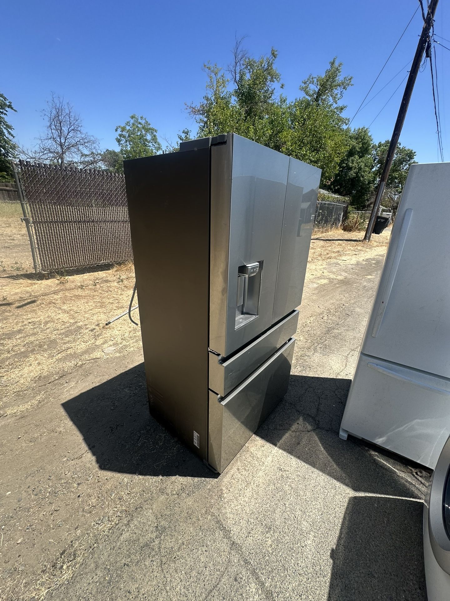 Refrigerator Washer And Dryer