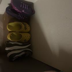 Boys Shoes Sizes 1 And 2 Bundle 