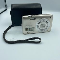 Nikon Coolpix S4300 