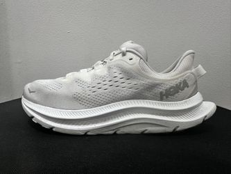 HOKA KAWANA WHITE RUNNING SHOES SIZE:9 WOMENS
