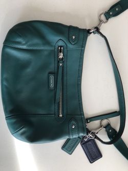 COACH: Authentic Top Handle/ Crossbody Satchel Purse