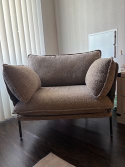 Lounge chair