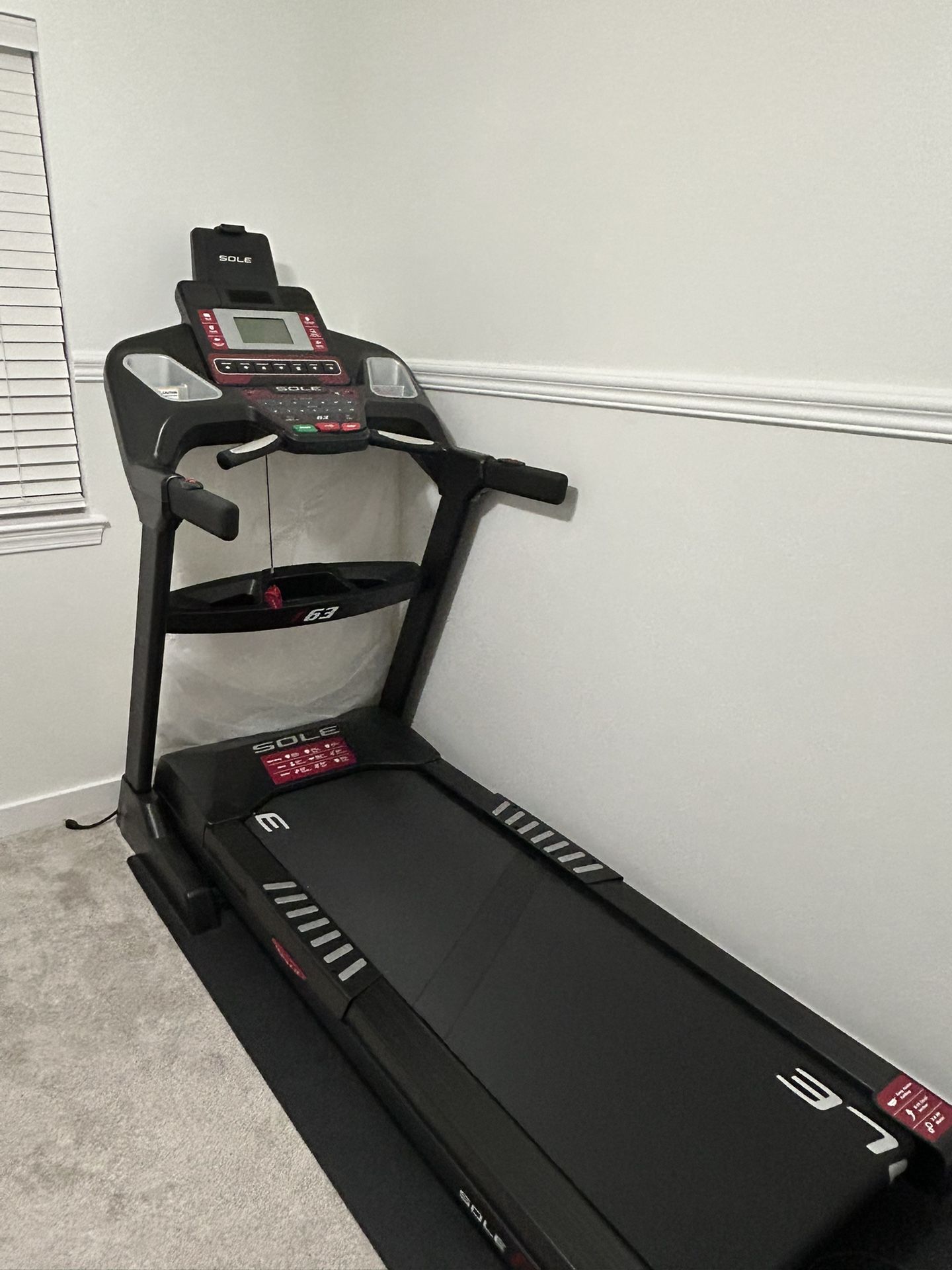 Sole F63 Treadmill
