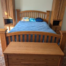 Queen Size Bedroom Set Solid Oak 