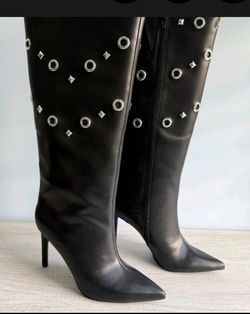 BOOTS I.N.C.