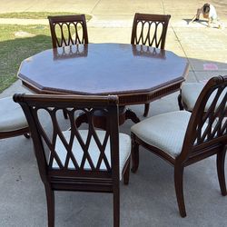 Dinning set.6 chair.