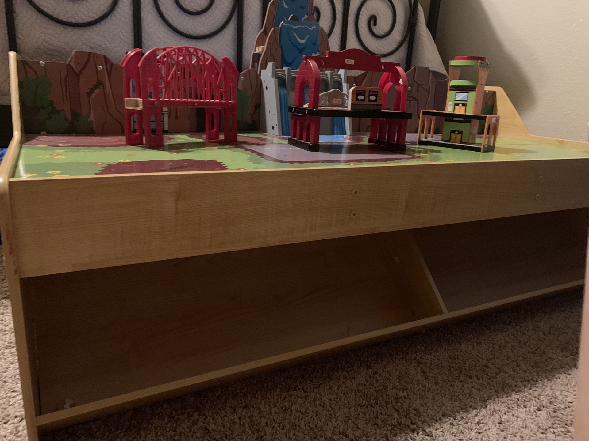KidKraft 2-level Train Table