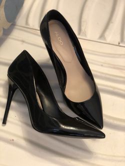 Woman’s Black shoes Size 39 $10