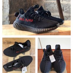 Yeezy Boos 350 V2 Size 9.5
