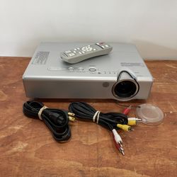 Panasonic PT-LB60U XGA LCD Projector 3200 ANSI Lumens 360 Hours Used 