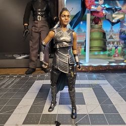 Marvel Legends Valkyrie Loose From 2 Pack Thor Ragnarok HASBRO Missing Weapons 