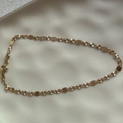 Women's Bracelet Size 7", 14k Gold.