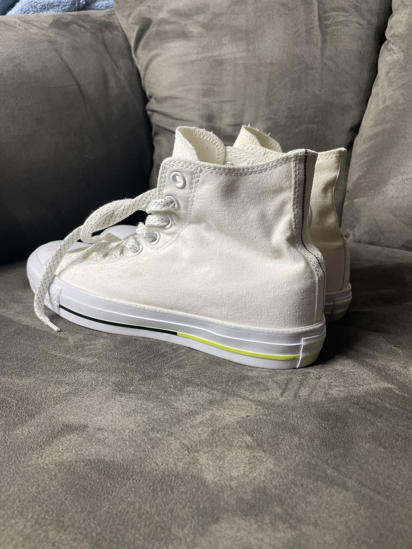 Women’s Converse