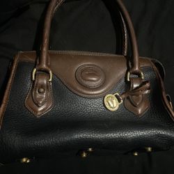 Dooney & Bourke Purse