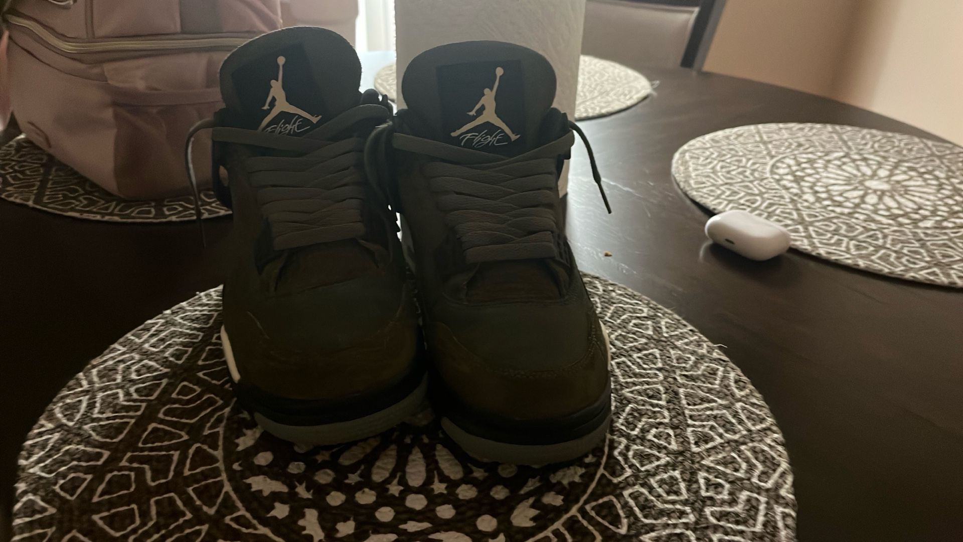 Air Jordan 4 Olive Green