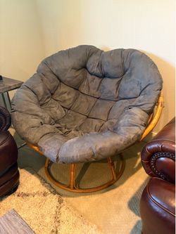 Grey papasan chair