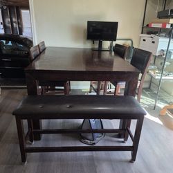 Free Table