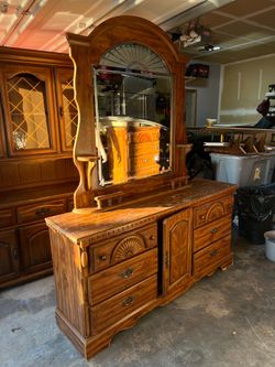 Vintage Ethan Allen Bedroom Furniture Set – Dresser and Chest,