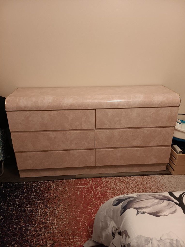 Free Dresser