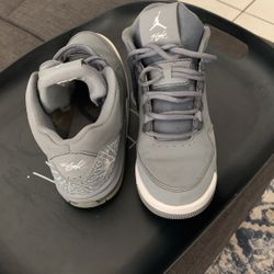 Jorden Flight Youth Size 7