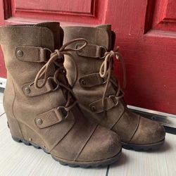 Women Size 8 Brown Leather Hidden Wedge Boots Joan Of Arc Sorel Waterproof 