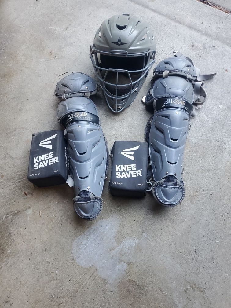 AllStar Catchers Gear With Easton Knee Savers for Sale in Seattle, WA