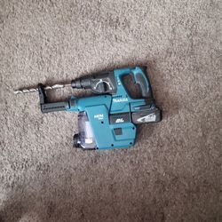 Makita 18v Rotary Hammer Drill With Hepa Filter And Battery 6.0AH 
