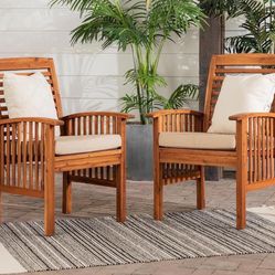 SET OF 4 NEW OUTDOOR CHAIRS WITH CUSHIONS