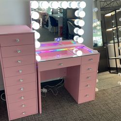 Pink Vanity W/ Free Side Chest Limited Time 🥰😻