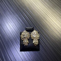 10K Nugget Earrings 🥶