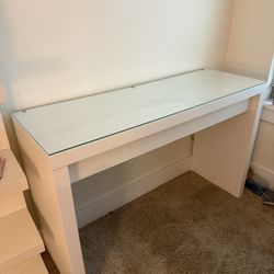 Ikea Malm Vanity Desk 
