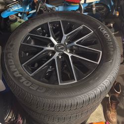 Yokohama Geolandar X-CV 265/55/R20 