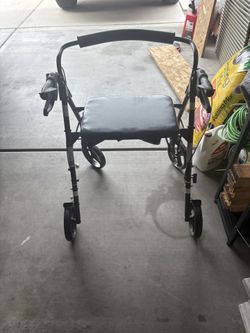 Wheelchair/walker