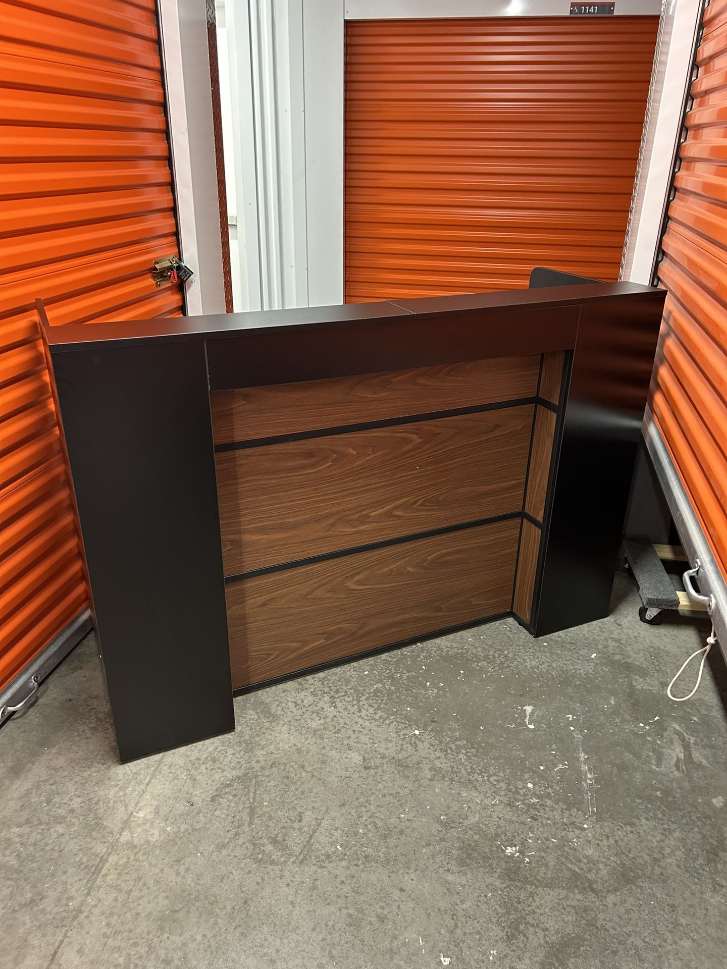 Desk / Reception Desk