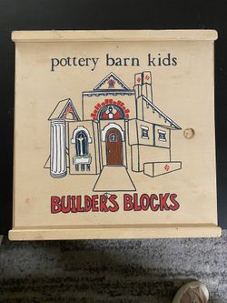 Pottery Barn Kids Builder’s Blocks Set (Castle)