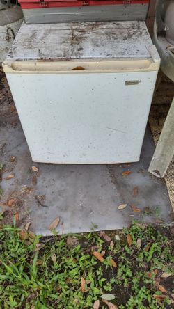 working Gradge fridge