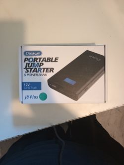 Portable Jump Starter And Power Bank And Flashlight 