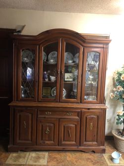 China Cabinet solid Wood  Dishes Included