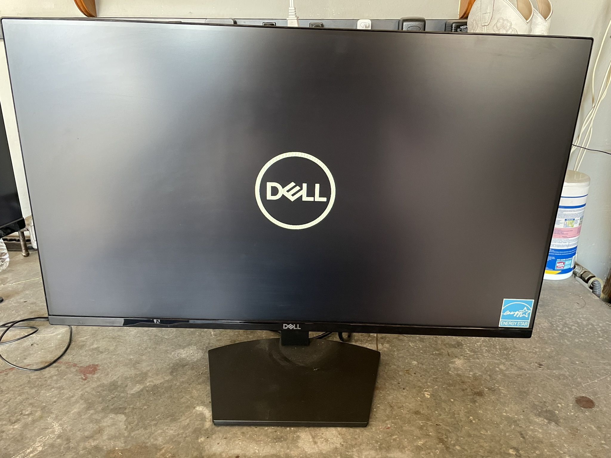 Dell Monitor Screen 27’ Inch