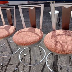 3 Bar Stools With Matching Glass Top Table  Glass Top Packed Is In Ctate 