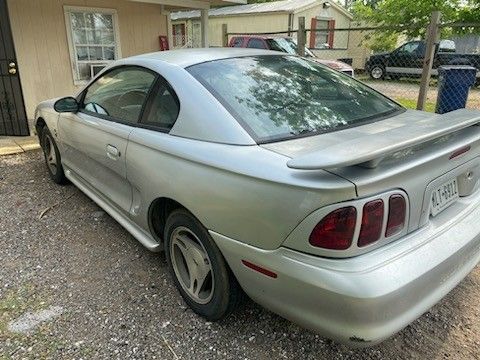 1998 Ford Mustang