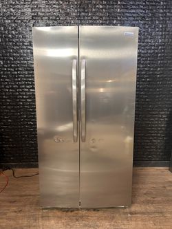 FRIGIDAIRE REFRIGERATOR w/WARRANTY! R3672A