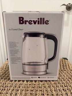 NIB Breville Crystal Clear Kettle BKE595XL