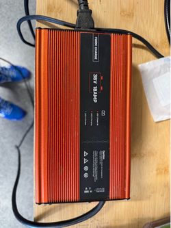 FORM Charge 36V 18 Amp Golf Cart Battery Charger – Crowfoot/2-Pin Connector