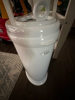 Ubbi diaper pail